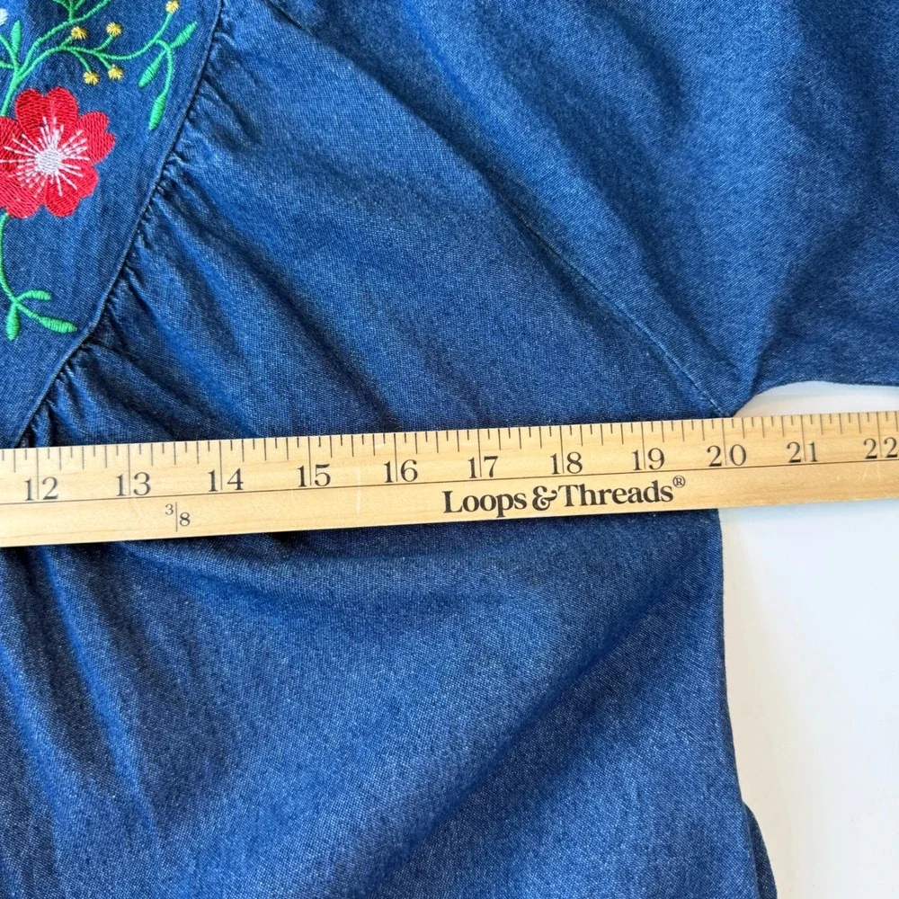 Country Store Embroidered Denim Dress‎ Size M Midi Boho Prairie Cottagecore